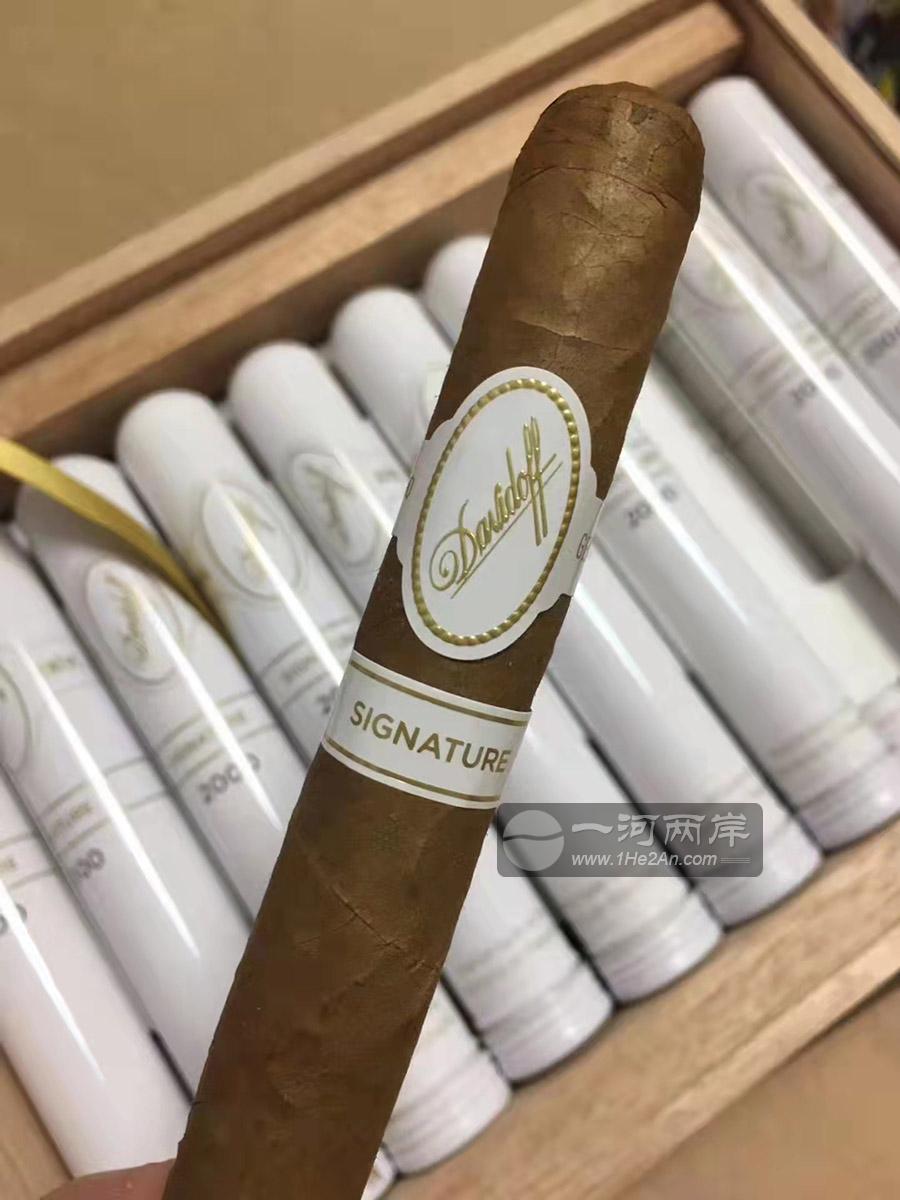 DAVIDOFF SIGNATURE TUBOS 2000