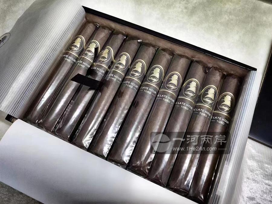 Davidoff Winston Churchill The Late Hour Toro