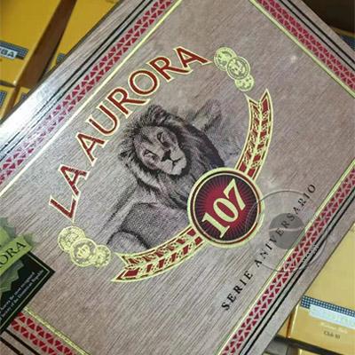 拉奥罗拉107系列罗布图短支21支木盒，La Aurora 107 21 Sumo Short Robusto,拉奥罗拉107短支罗布图